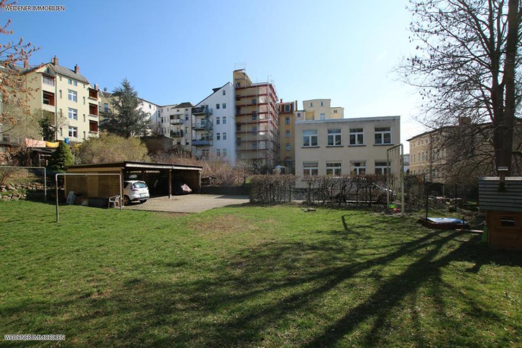 Blick über die Stadt! Gemütliche 3 Raum DG Wohnung mit großem Mietergarten. - Photo 4