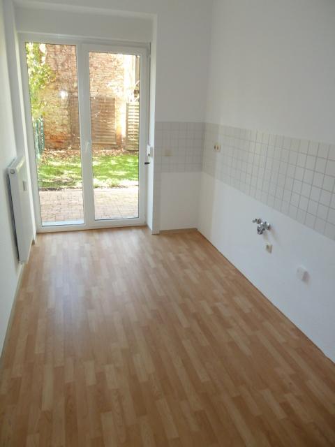 2 Raum-EG-Whg. mit großer Terrasse, Wanne und Dusche in Debschwitz! - Photo 1