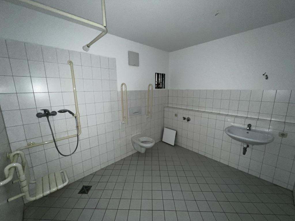 Barrierefreies Wohnen mit Aufzug im Zentrum von Weida! 3-Raum-Wohnung mit Balkon! - Foto 4