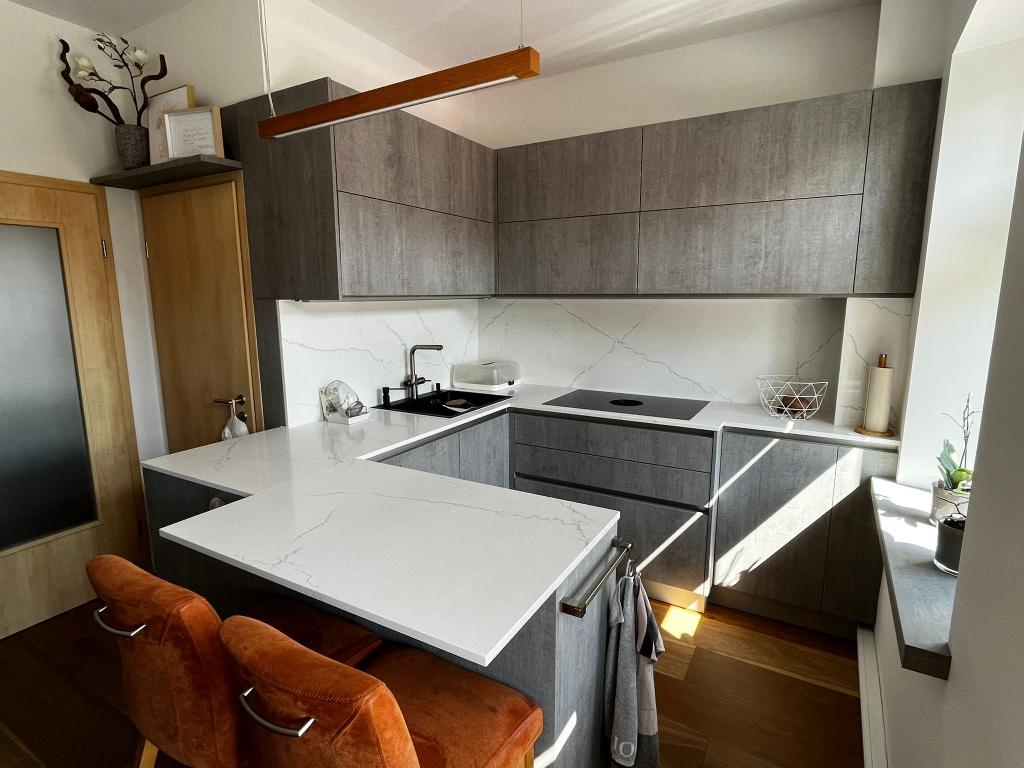 Exklusive 4 Raum EG Wohnung in Bestlage von Gera zu vermieten!! - Photo 4