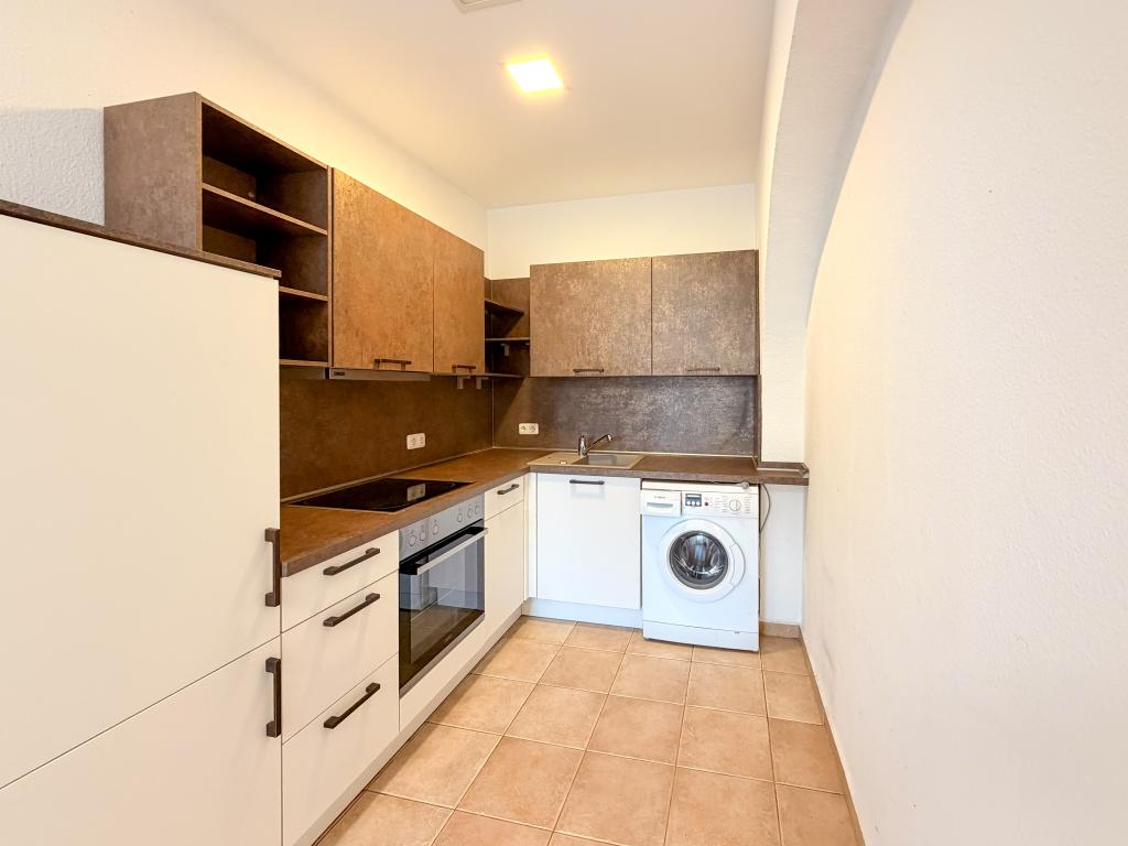 Einbauküche! Hochwertige 4 Raum-Wohnung mit modernem Bad und großem Balkon! Die Wohnung zum Wohlfühlen. - Foto 3