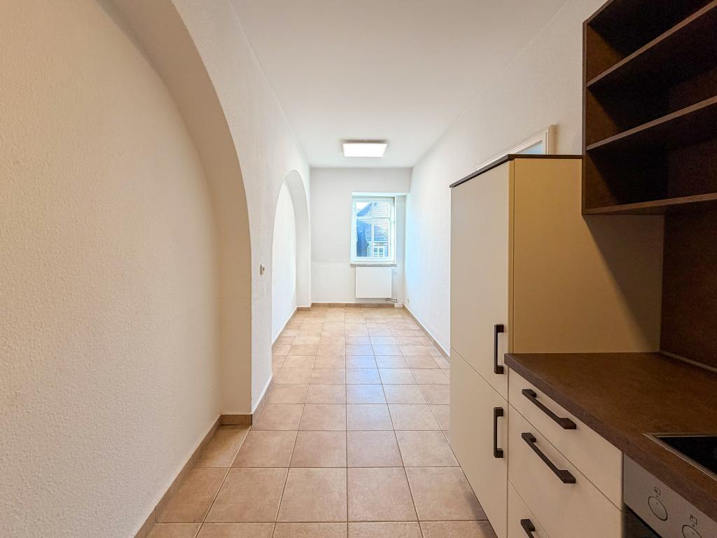Einbauküche! Hochwertige 4 Raum-Wohnung mit modernem Bad und großem Balkon! Die Wohnung zum Wohlfühlen. - Foto 5