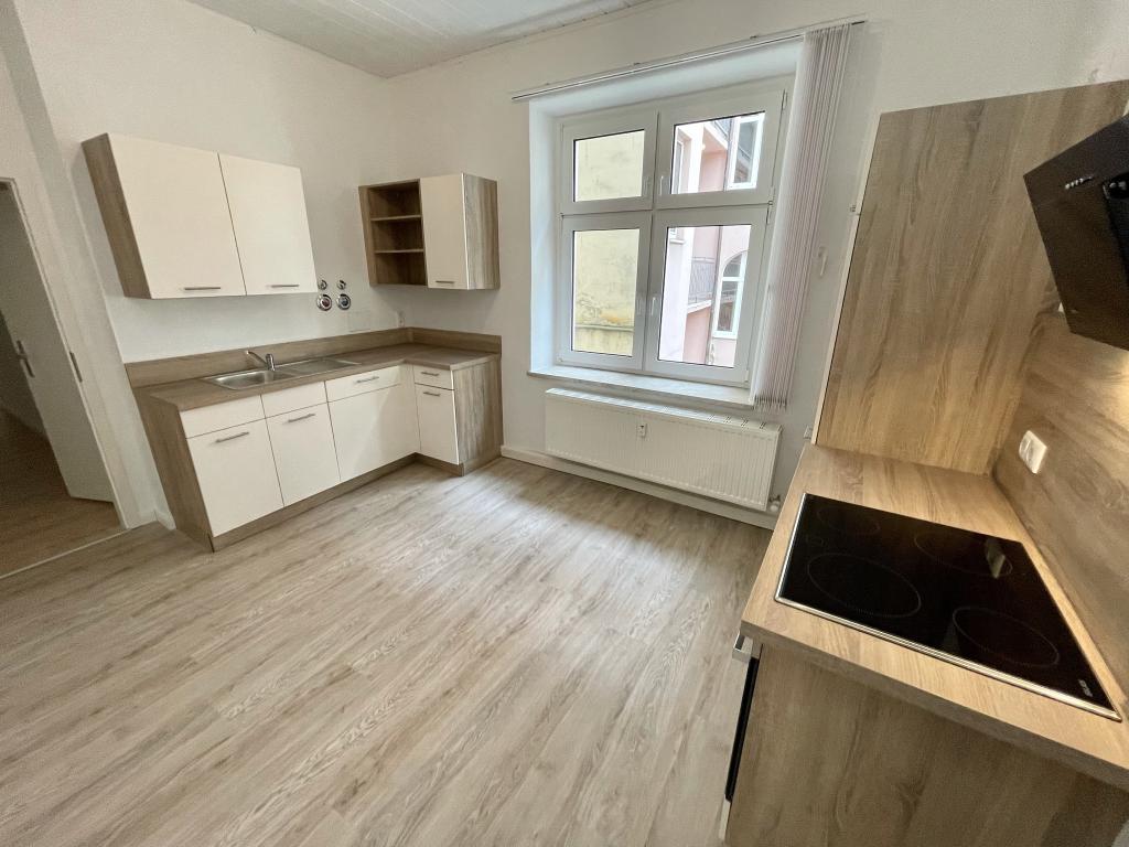 Schicke 3 R-Whg. mit Balkon, Dusche & Einbauküche. Direkt am Hofwiesenpark. - Photo 4