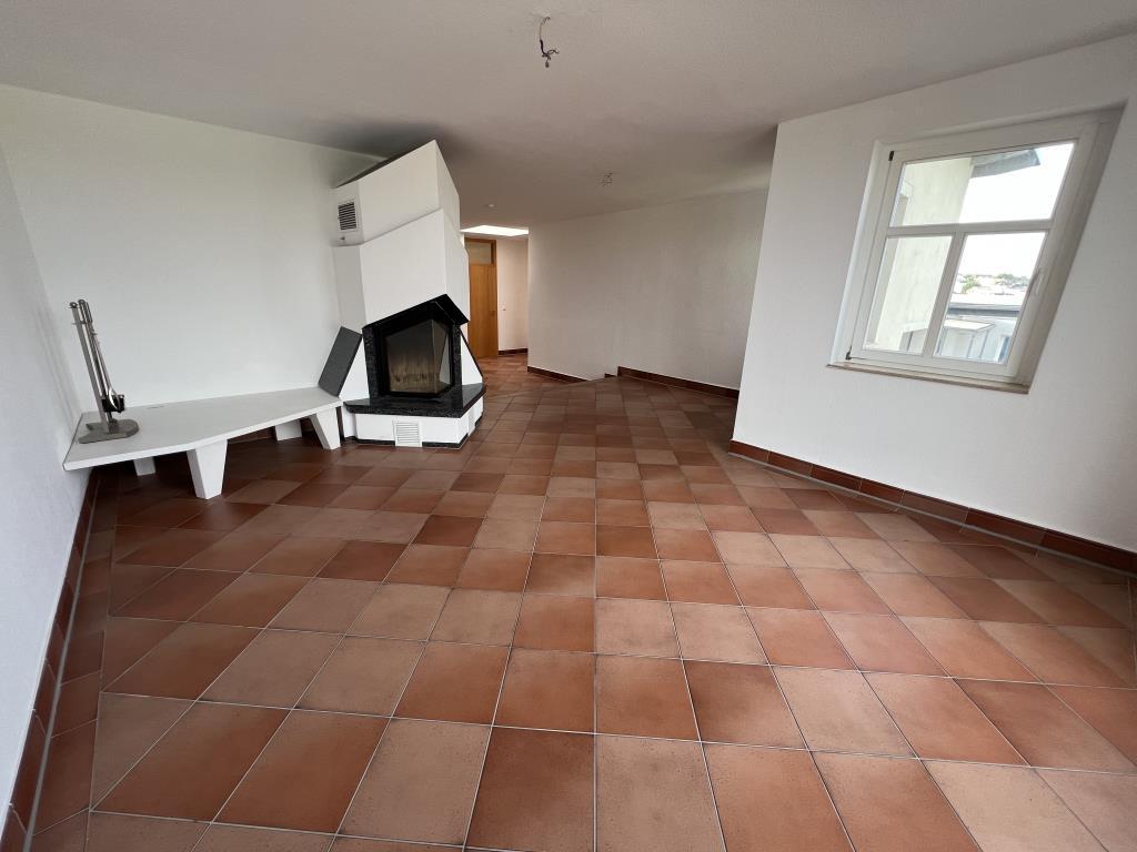Was für ein Ausblick! 4 Raum Dachgeschoss-Wohnung mit Terrasse! - Photo 1