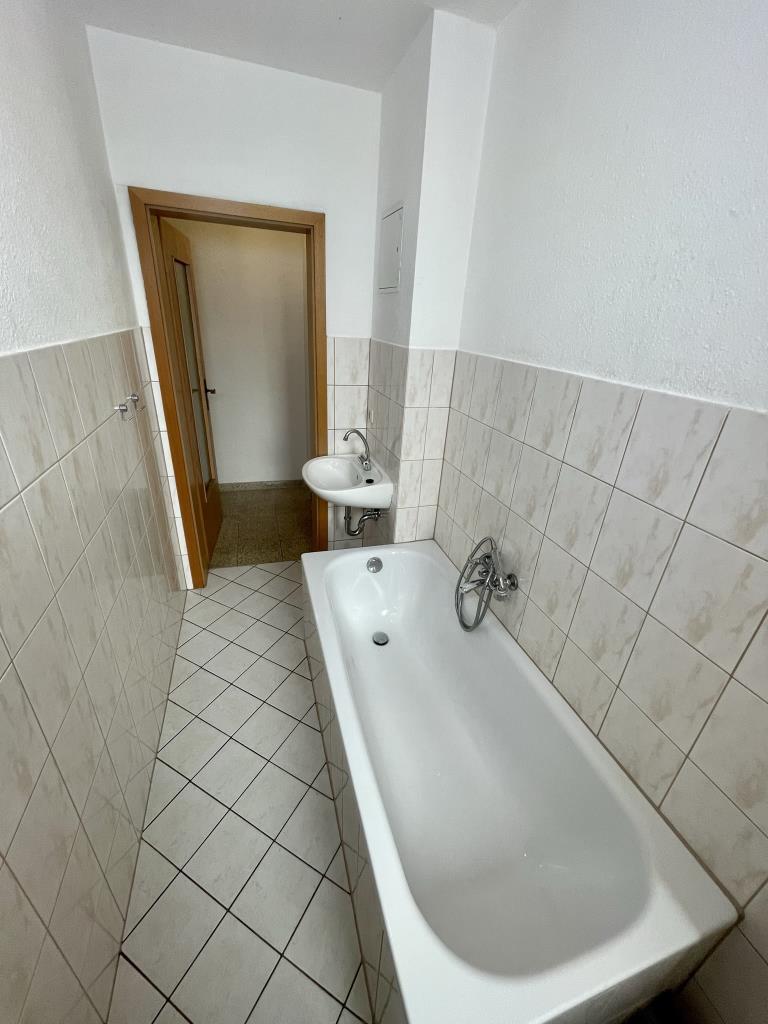 1 Raum-EG-Wohnung mit Küchenzeile im Geraer Ostviertel! - Photo 3