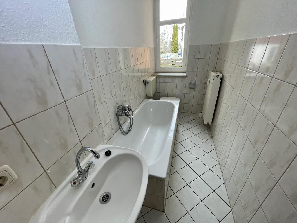 1 Raum-EG-Wohnung mit Küchenzeile im Geraer Ostviertel! - Photo 4