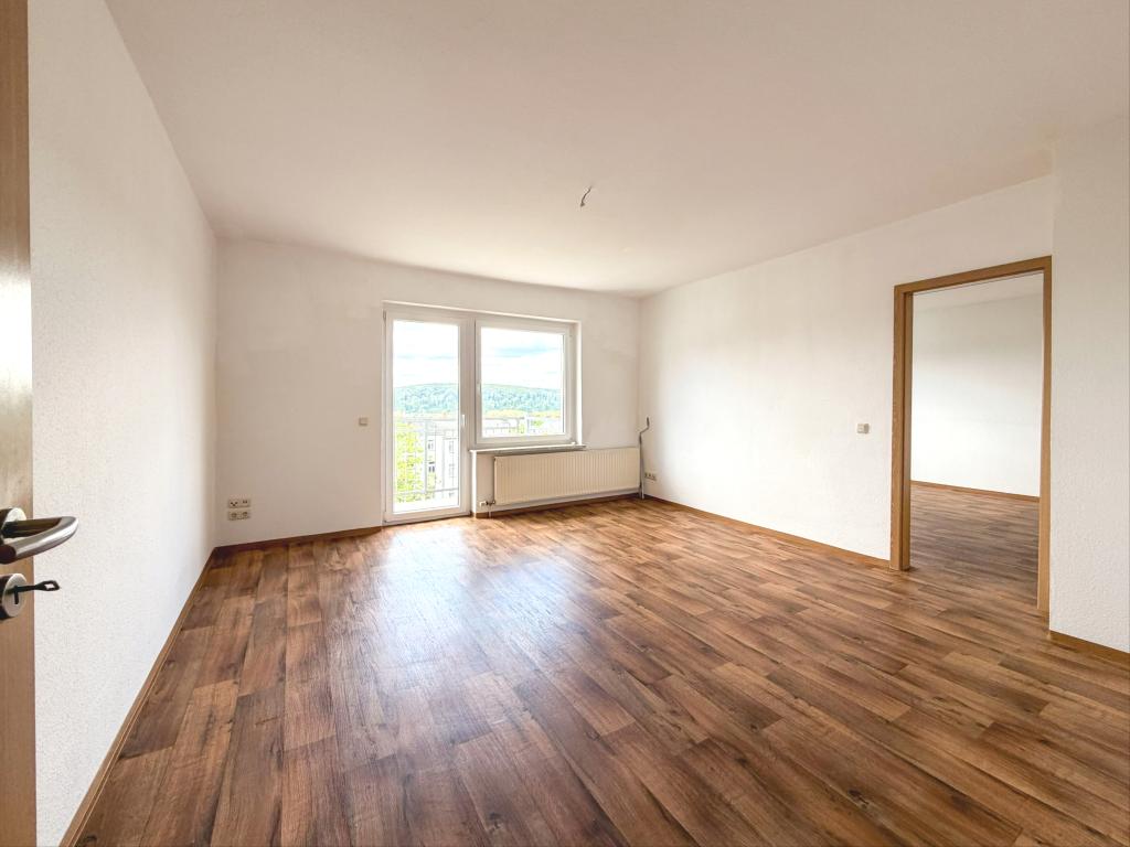 Schicke 3-Raum Wohnung mit modernem Bad, Balkon und Gartennutzung in ruhiger Anliegerstraße! - Photo 3