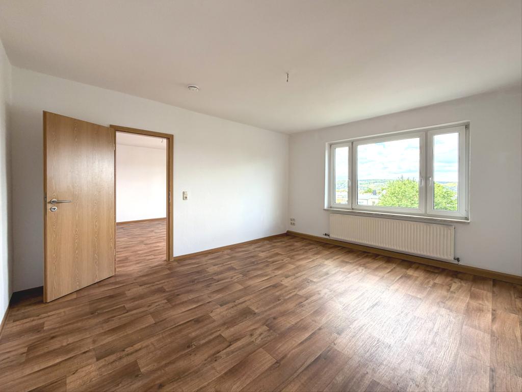 Schicke 3-Raum Wohnung mit modernem Bad, Balkon und Gartennutzung in ruhiger Anliegerstraße! - Photo 4