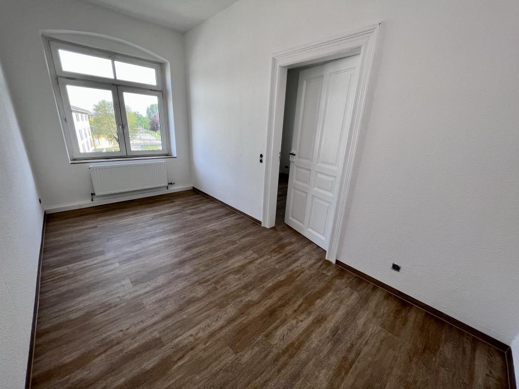 Schicke 2 Raum-Wohnung mit Stuck und Aufzug in Gera Untermhaus! - Photo 2