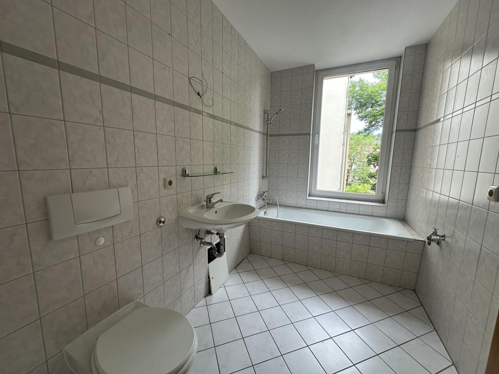 Untermhaus! Gemütliche 3-Raum Wohnung nahe der Elster! - Foto 4