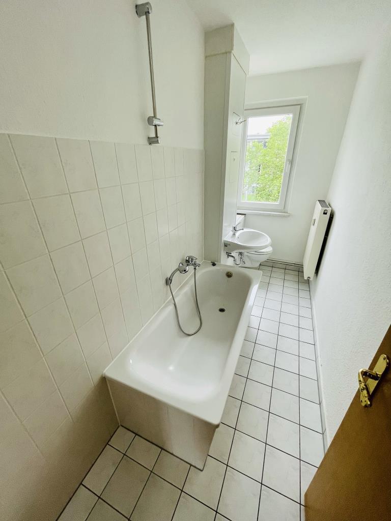 Sonnige 4 Raum Whg. mit Balkon in Gera-Langenberg! - Photo 4