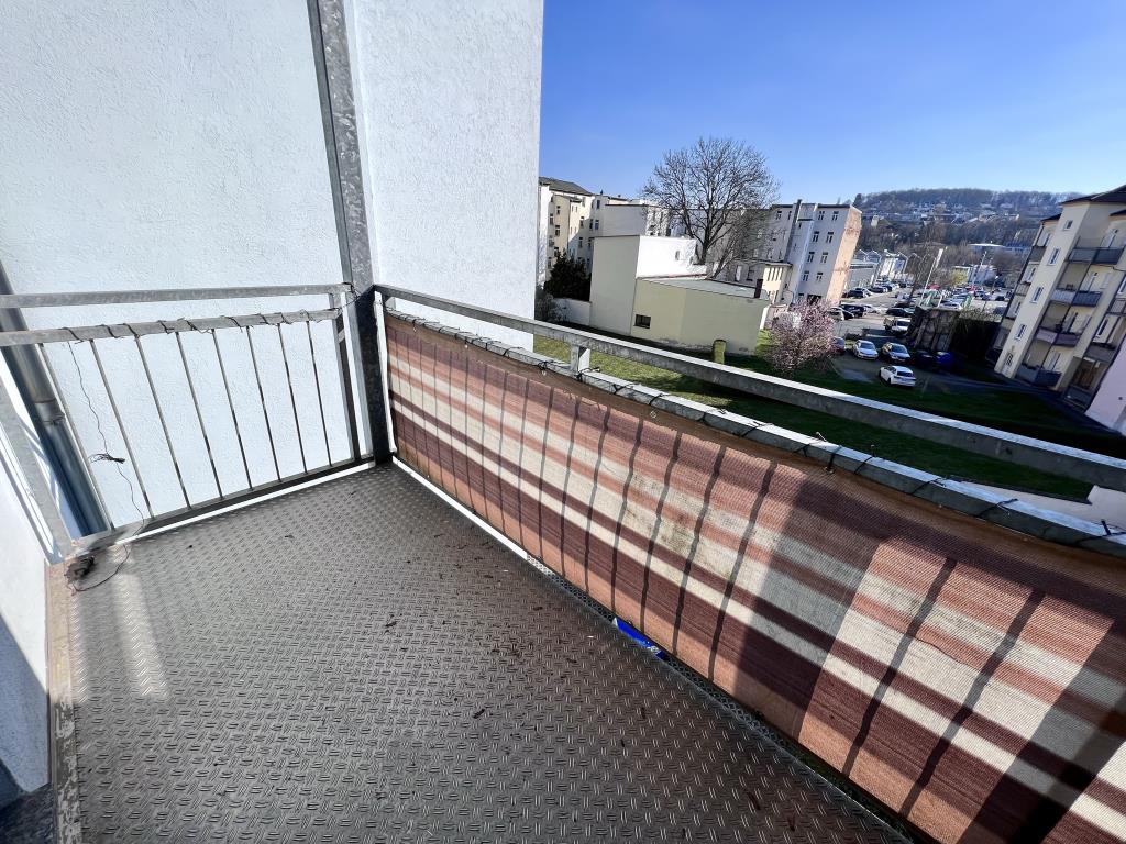 Balkon und Aufzug in der Innenstadt von Gera nahe dem Süd-Bahnhof! - Photo 4