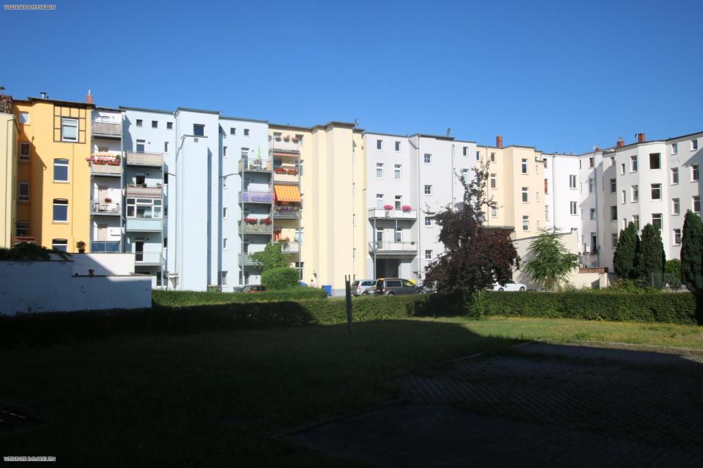 Moderne 2-Raum-Wohnung im Erdgeschoss! Bad mit Dusche & Wanne! - Photo 4