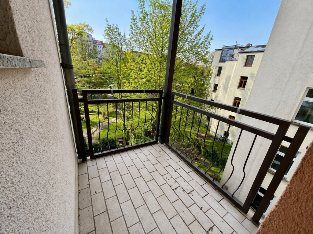 möblierte 2-Zimmer-Wohnung mit Balkon nahe des Zentrums! - Foto 5