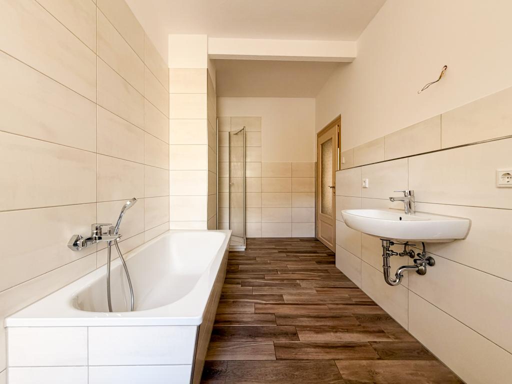 2-Raum Wohnung mit Einbauküche in guter Lage von Zwötzen! - Photo 3