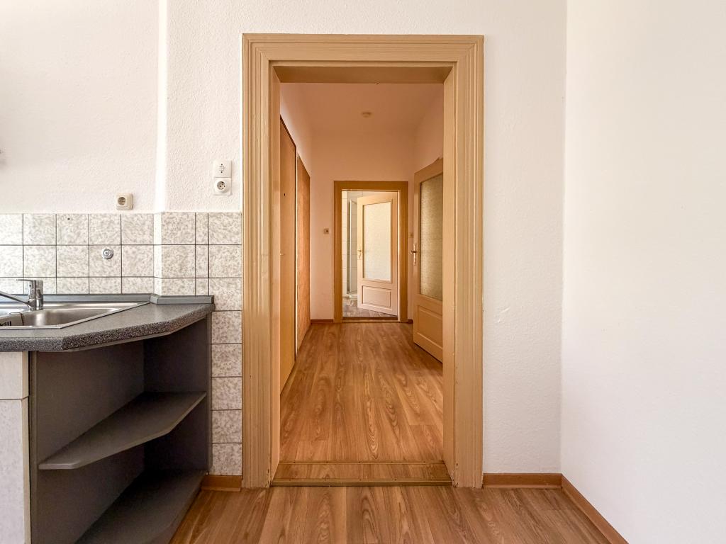 2-Raum Wohnung mit Einbauküche in guter Lage von Zwötzen! - Photo 1