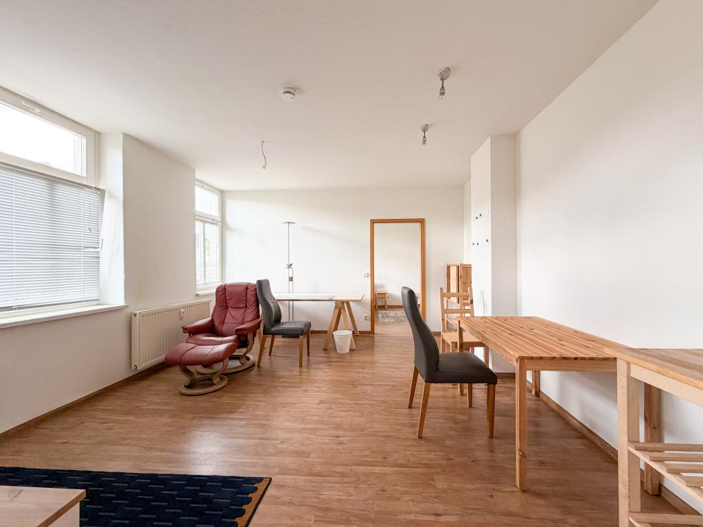 Mit Aufzug! Schicke 2 Raum Wohnung mit Dusche und Wanne im Zentrum von Gera. - Photo 4