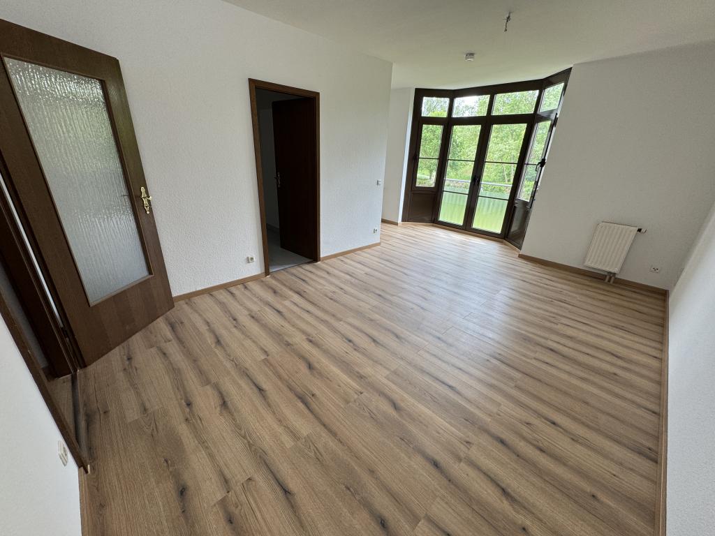 Kleine 1 Raum Wohnung mit Schlafnische und Aufzug in Gera - Photo 2