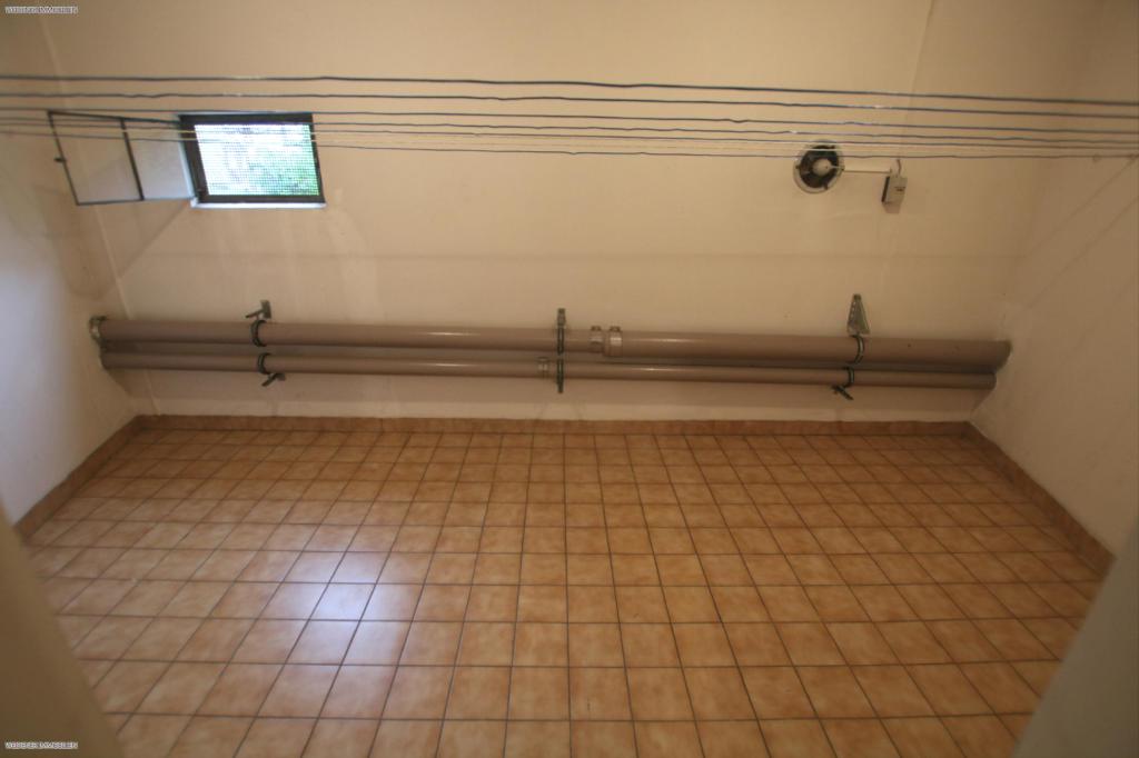 1 Raum Wohnung mit Aufzug in Gera - Photo 1