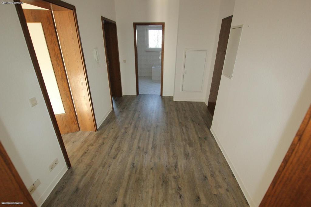 2 Raum Wohnung mit Loggia im ansprechendem Wohnumfeld in Gera - Photo 3