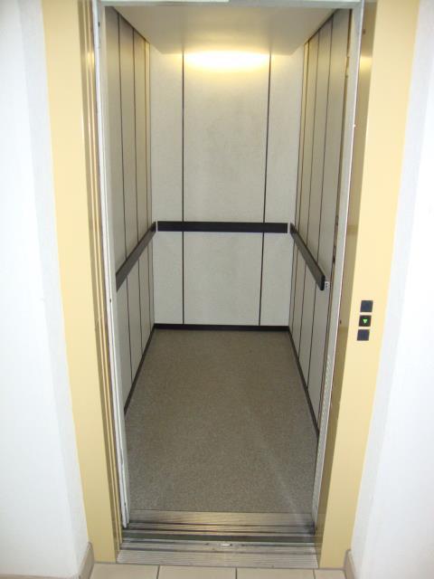 2 Raum Wohnung mit Loggia im ansprechendem Wohnumfeld in Gera - Photo 5