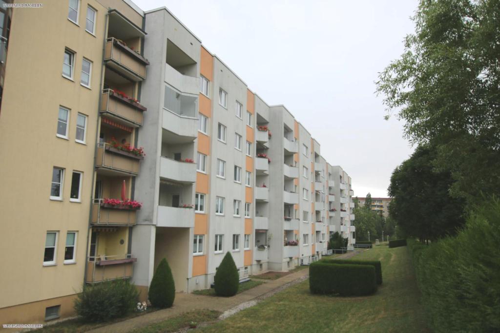 2 Raum Wohnung mit Loggia im ansprechendem Wohnumfeld in Gera - Photo 2