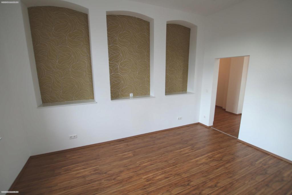 Hochwertig ausgestattete 3-Raum Wohnung mit Einbauküche* in der Geraer Innenstadt - Photo 1
