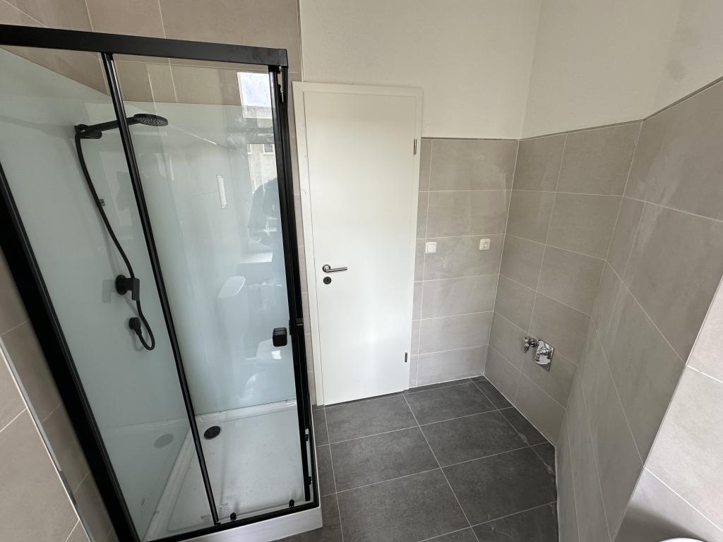 Schicke frisch sanierte 2- Raum Wohnung in der Innenstadt von Gera!!! - Foto 2