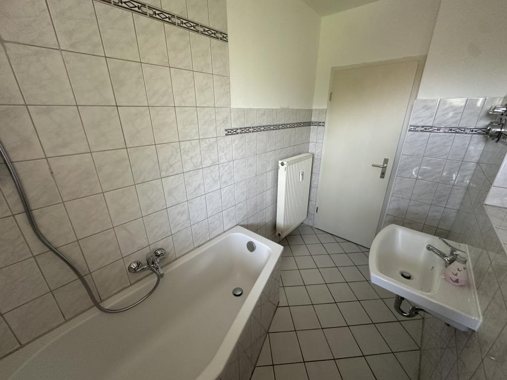 klein aber fein: 1 Raum Singlewohnung mit Balkon und Aufzug in der Innenstadt! - Foto 4