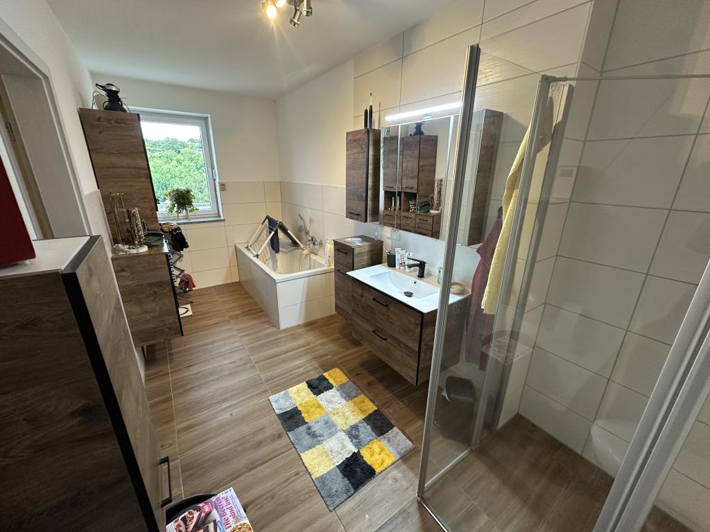 Wohnen mit ALLEN Extras am Geraer Reußpark! 4 Zimmer mit Loggia, Balkon, Aufzug und Tiefgarage! - Foto 5