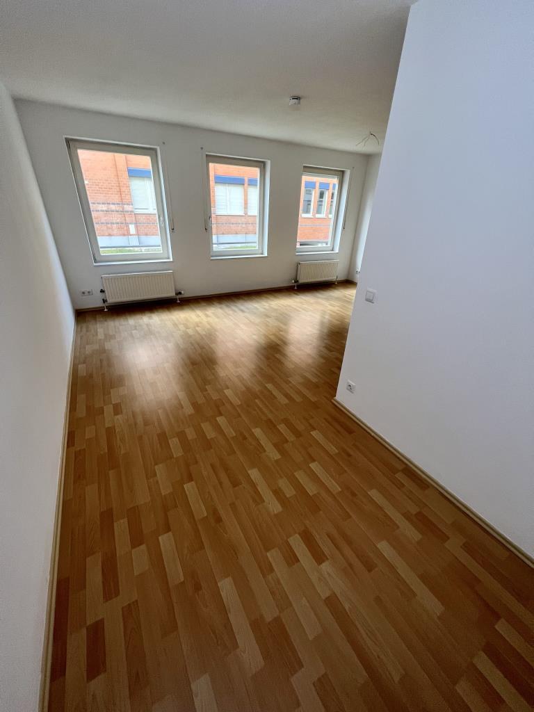 Große 1 Raum-HP-Whg. unweit der Geraer Innenstadt. Nahe dem Südbahnhof und den Arcarden. - Foto 2