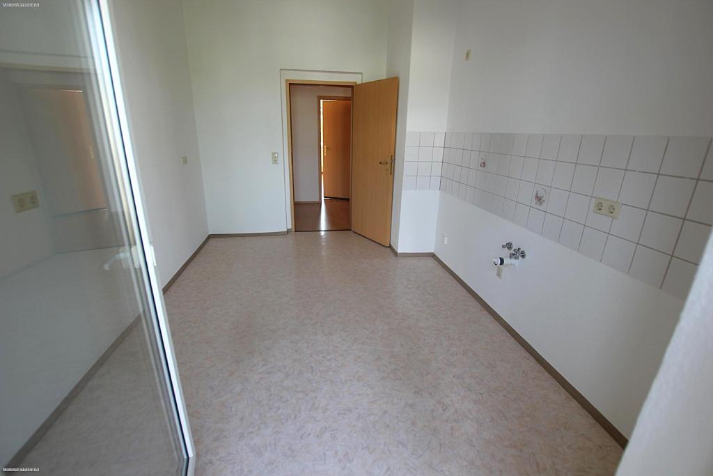 Wanne, Dusche und Balkon! Geräumige 2 Raum Wohnung im Zentrum! - Photo 1