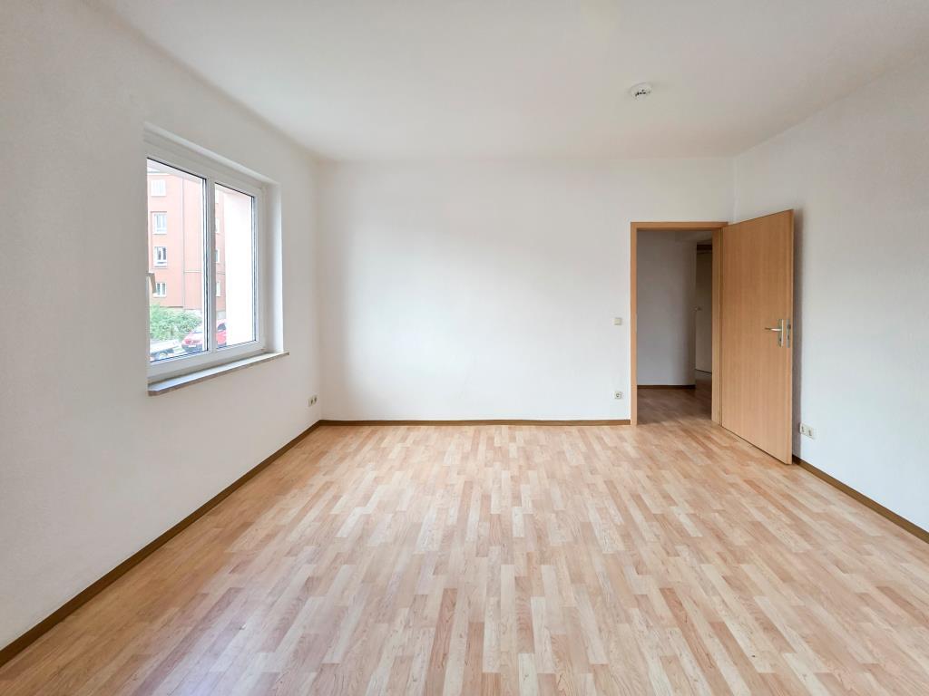 Wohnen mit Aufzug, Balkon, Dusche und Wanne! 2 Zimmer - Photo 2