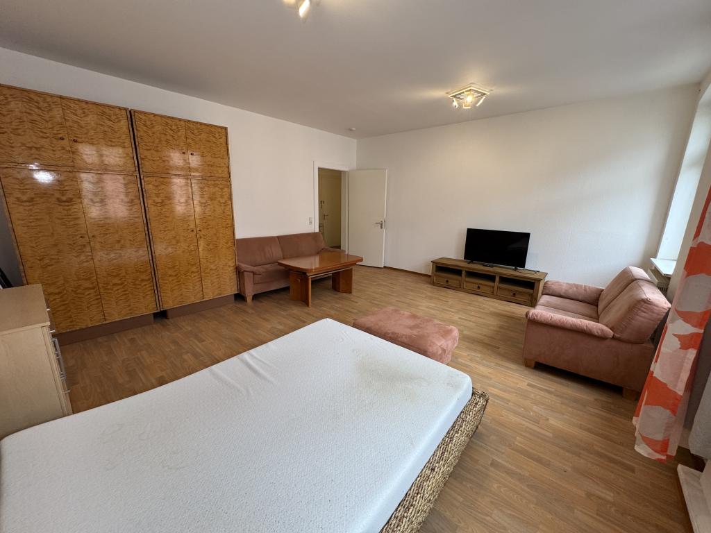 Direkte Innenstadtlage! möblierte 2 Zimmerwohnung mit Balkon! - Photo 2