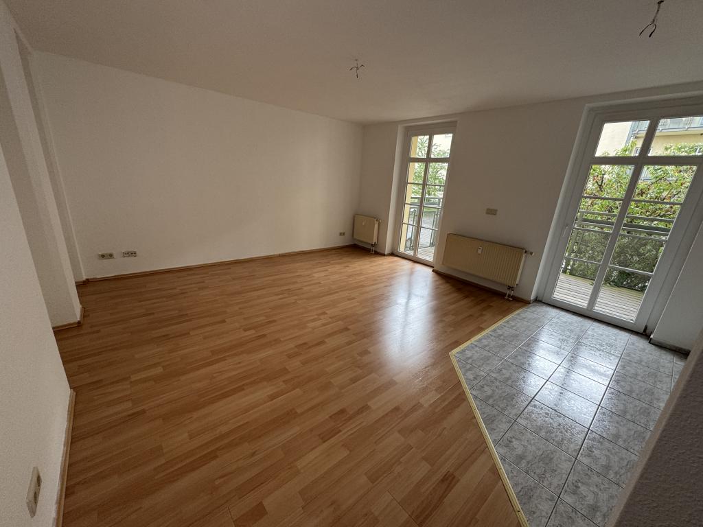Offenes Wohnen mit Balkon und Aufzug! Zwei-Zimmer Wohnung im Ostviertel (WE8) - Photo 2