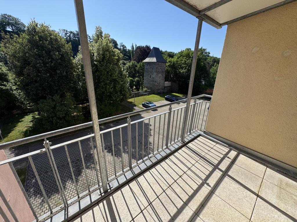 Idyllisch wohnen im Zentrum von Weida. 3 Raum Wohnung mit Balkon und Aufzug! - Photo 5