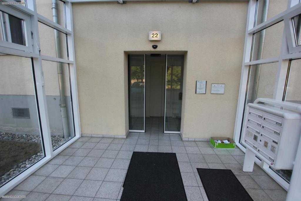 Idyllisch wohnen im Zentrum von Weida. 3 Raum Wohnung mit Balkon und Aufzug! - Photo 4