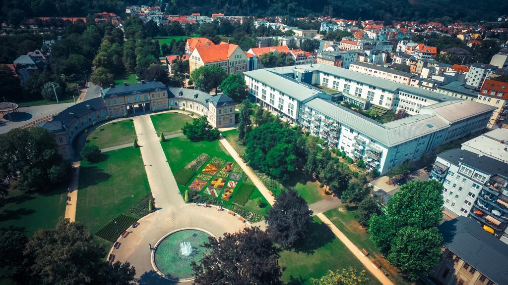 Bestlage! Tolle 2-Raum Wohnung mit Balkon, Aufzug & EBK in Untermhaus direkt am Küchengarten! - Photo 5