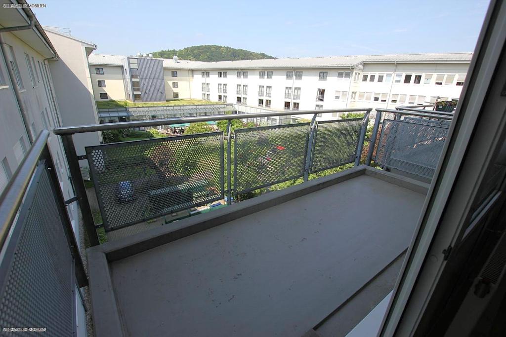 Bestlage! Tolle 2-Raum Wohnung mit Balkon, Aufzug & EBK in Untermhaus direkt am Küchengarten! - Photo 3