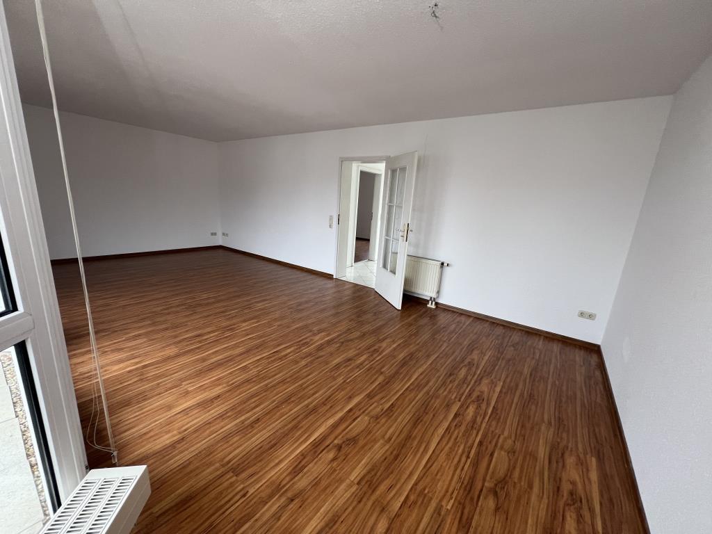 Einbauküche & Tiefgarage in Gera Untermhaus! Schicke 3 Zimmer Wohnung mit Balkon! - Foto 2