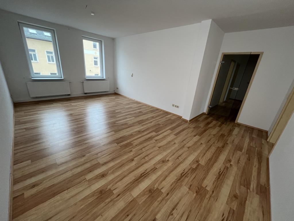 Moderne 3 Raum-Wohnung mit stylischem Bad mit Fenster, Dusche und Wanne. - Photo 1
