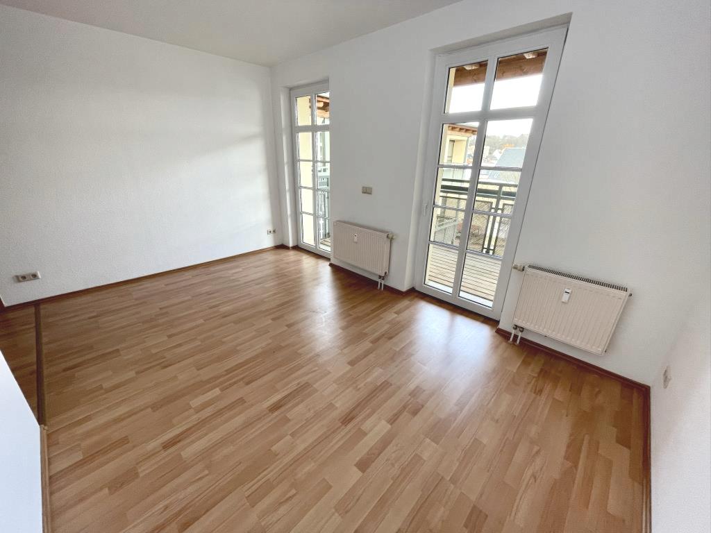 Schicke Wohnung mit Balkon und Aufzug nahe dem Stadtzentrum in ruhiger Lage! - Photo 1