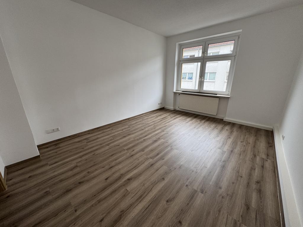Tierparkseite! Sanierte 3 Raum Whg. mit Balkon & Dusche in Debschwitz! - Photo 1
