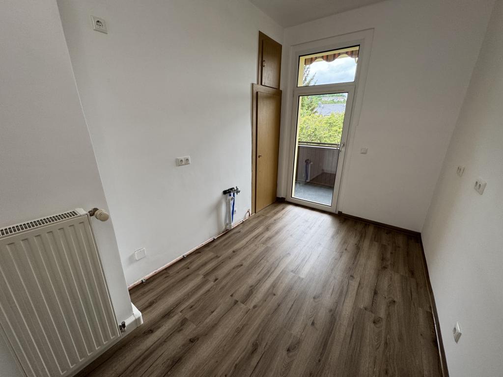 Tierparkseite! Sanierte 3 Raum Whg. mit Balkon & Dusche in Debschwitz! - Photo 2