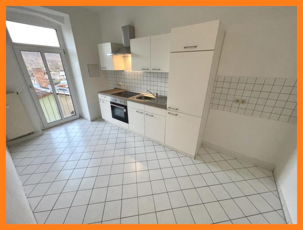 Große 1 Raum-Wohnung mit neuer Einbauküche & Wanne in Gera-Zwötzen! - Foto 3