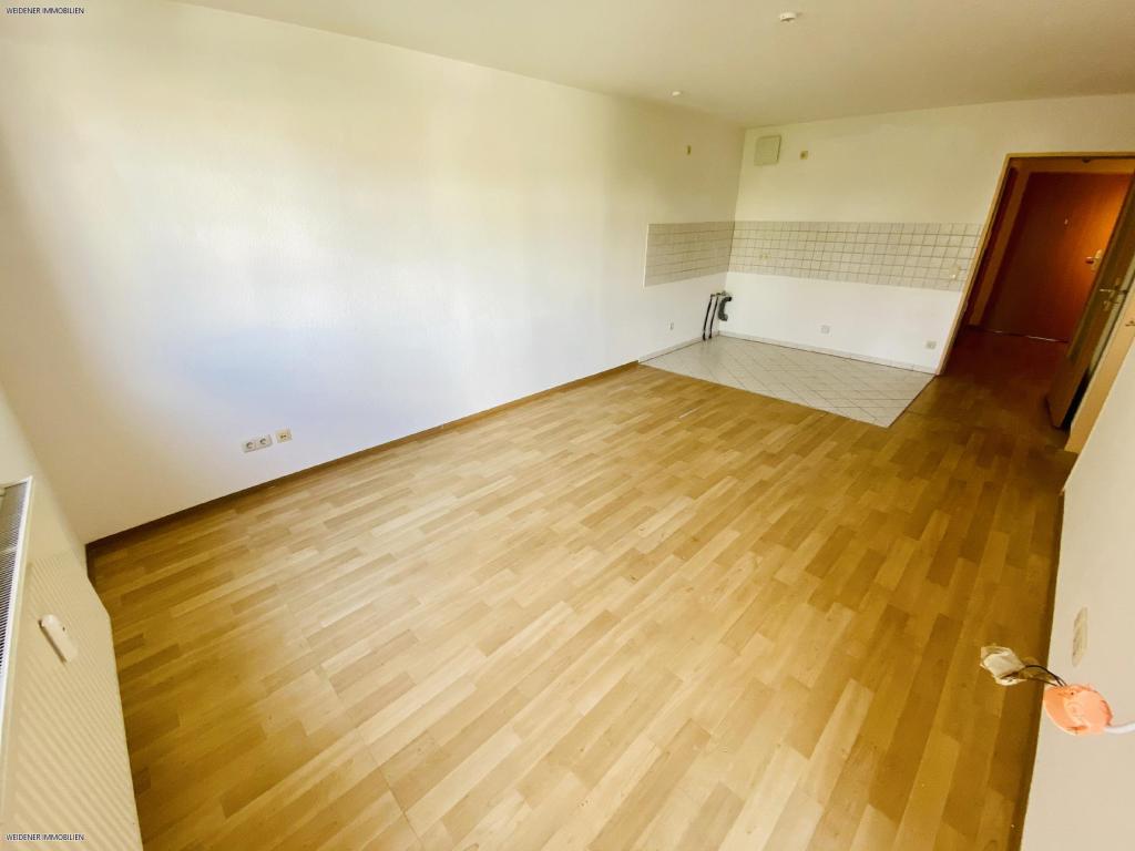Süd-Balkon! 2-Raum Wohnung mit Dusche, Aufzug im Haus und Tiefgarage! - Photo 1