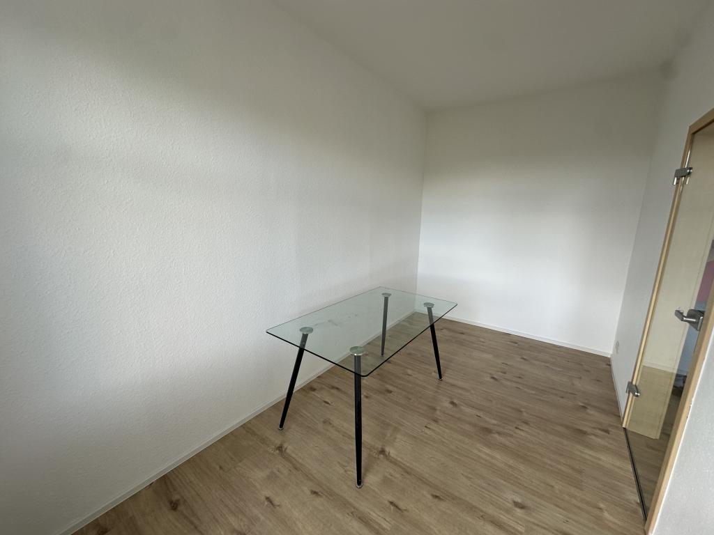 Stilvoll und Modern mit EBK*: Ihre Traum-3-Raum-Wohnung in Debschwitz wartet! - Photo 2