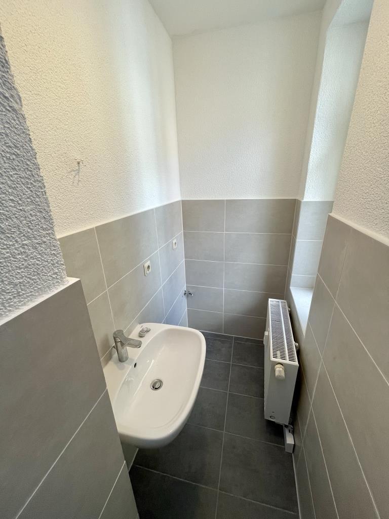 Erstbezug nach Sanierung! Kleine 2,5-R. Wohnung in der Innenstadt von Gera - Foto 3