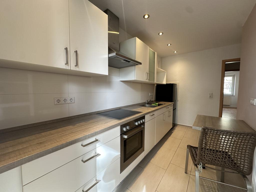 Einbauküche*! Sanierte 3 Zimmer Wohnung mit modernem Bad und Balkon! - Photo 2