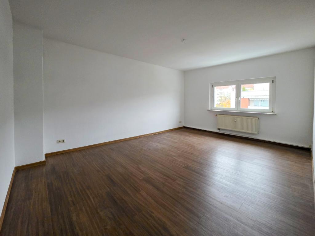 Eckbadewanne und Dusche - Tolle 3 Zimmer DG Wohnung mit Gartennutzung - Foto 1